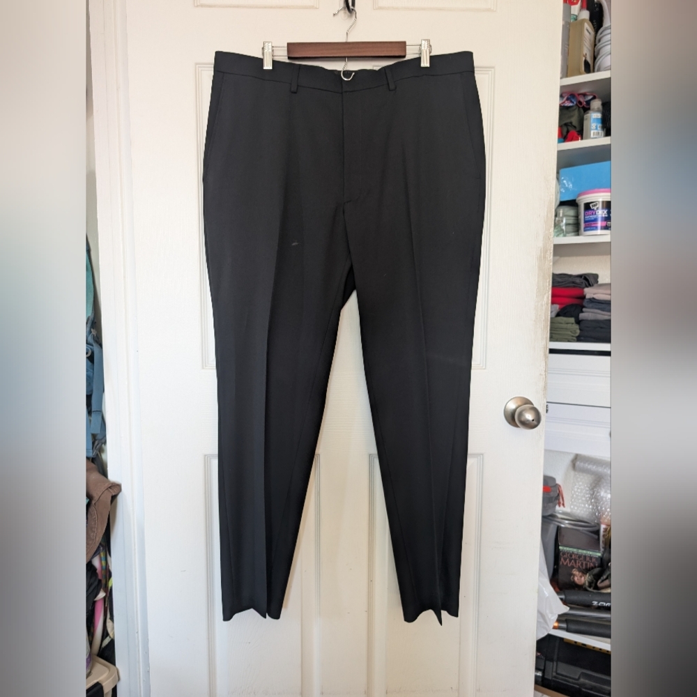 Men's Haggar Tailored Fit Black Dress Pants